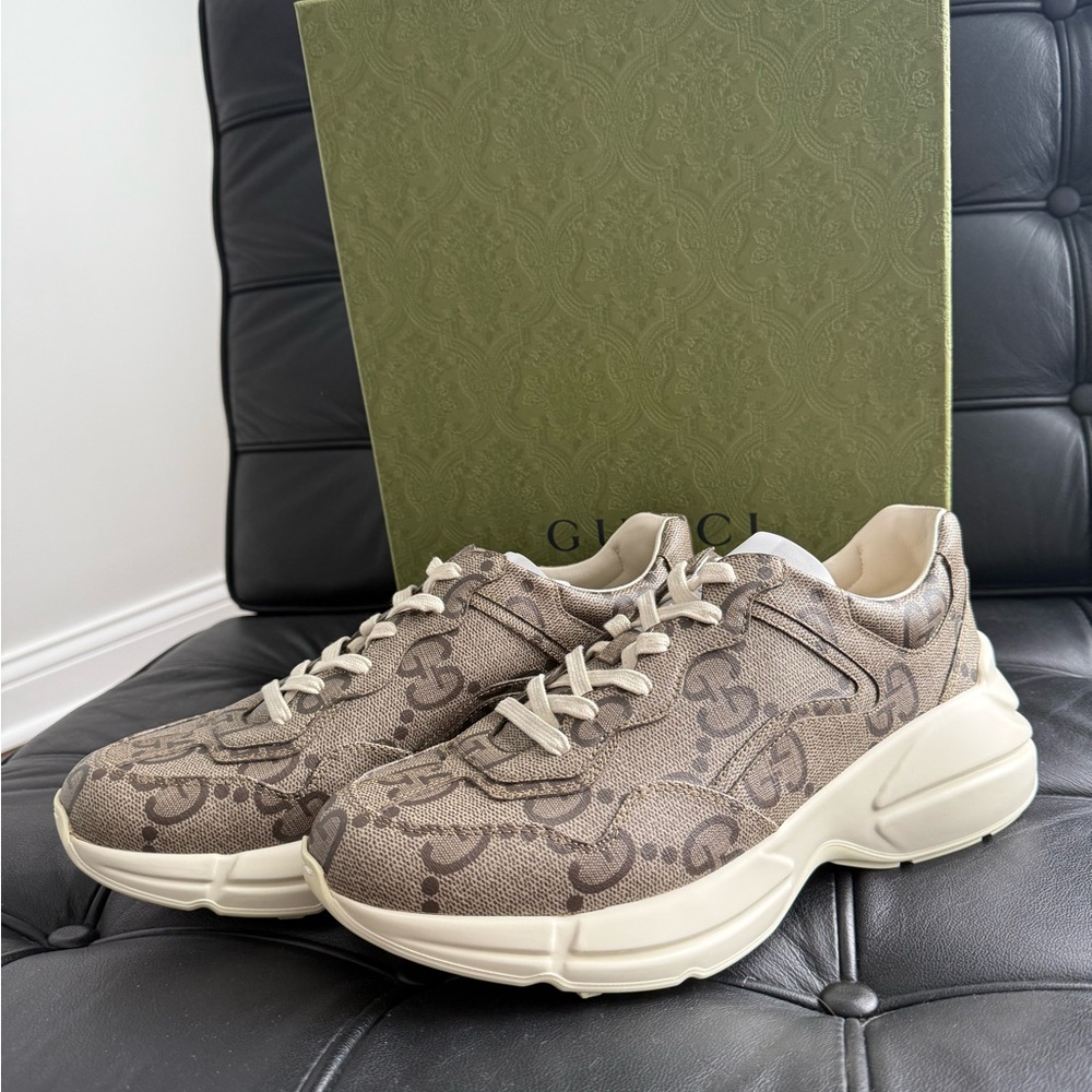 NEW W/ TAGS Gucci Rhython Brown Monogram Sneakers size 9 Gucci. 9.5 US - Picture 3 of 5